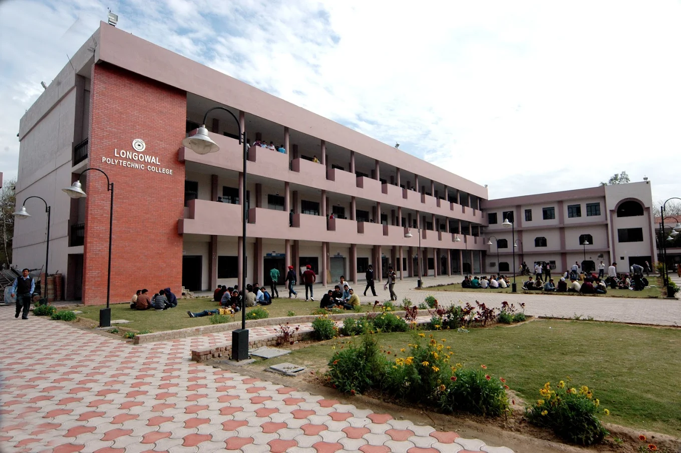 Longowal Group of Colleges, Dera Bassi, Chandigarh campus in
