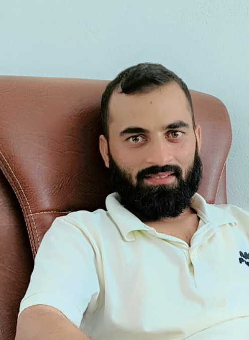 Tariq, Senior Admission Counsellor, admission counsellor at Path Builders